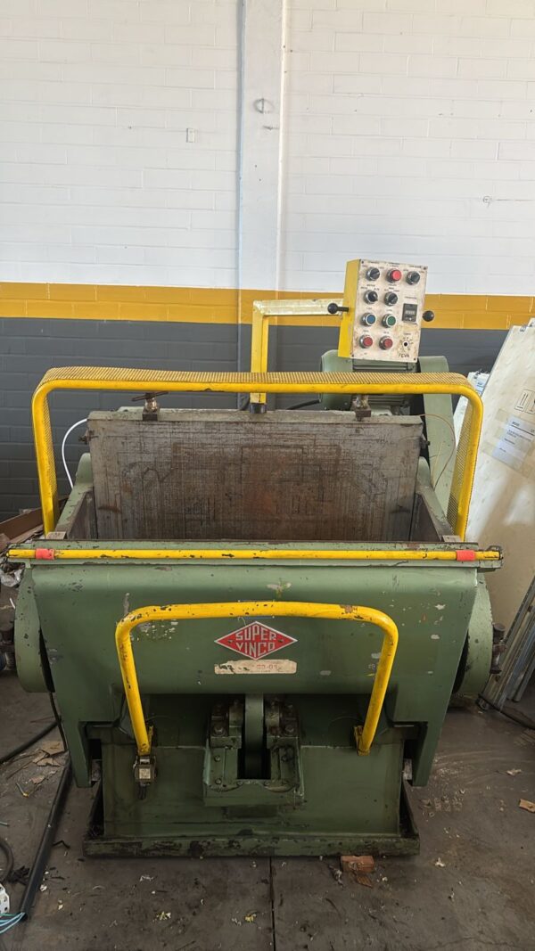 Corte e Vinco Feva 700x1000