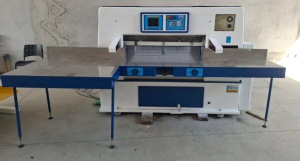 Guilhotina Guarani CN/V 120 - Ano 2010