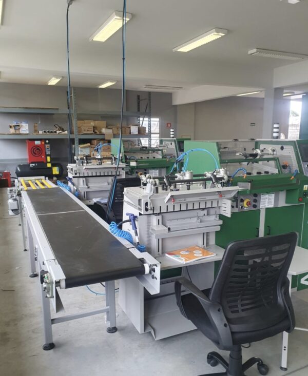 Encadernadora Automática para Espiral em PVC